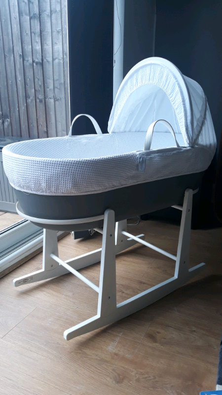 shnuggle moses basket slate grey